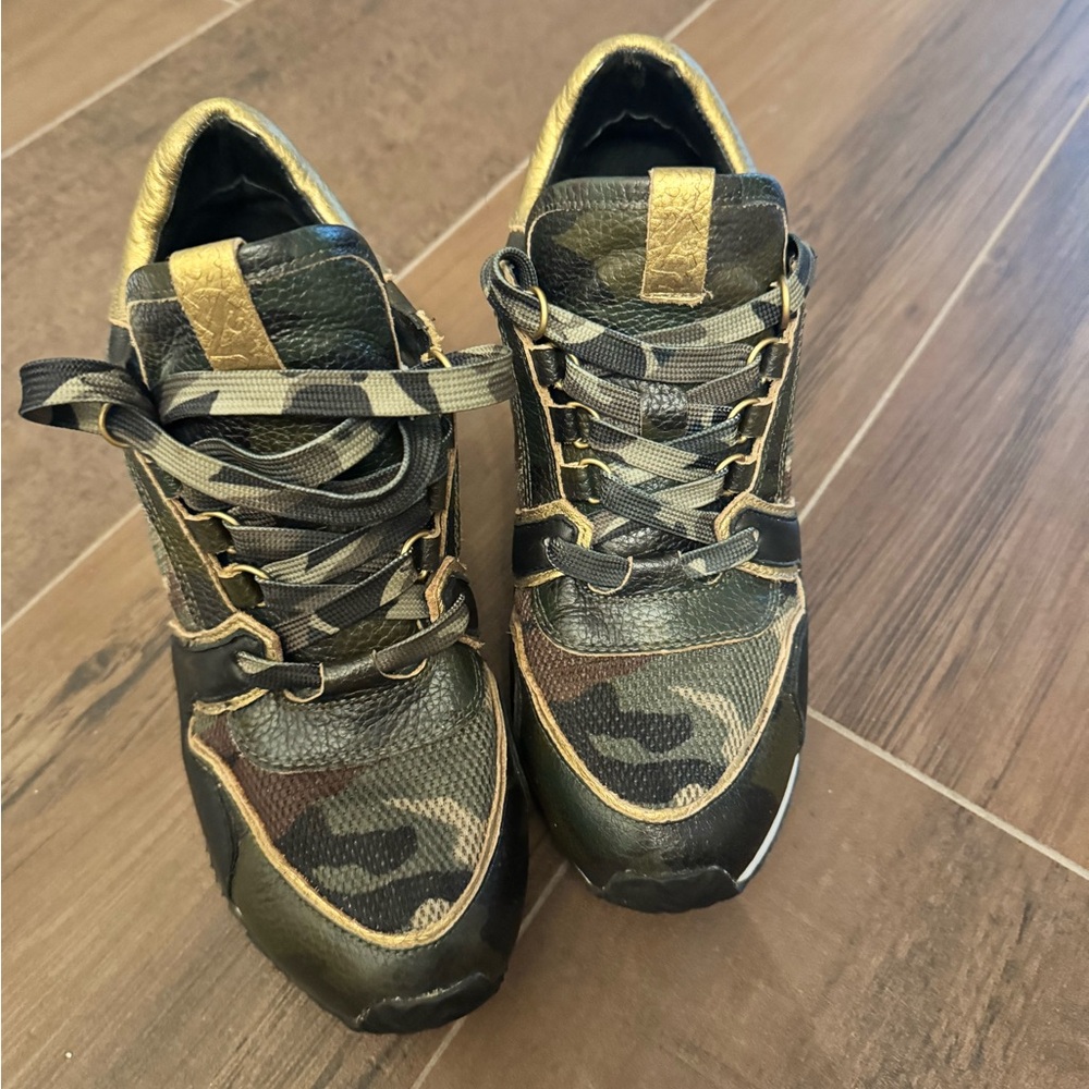 Ash Women's Dean Camo Wedge Sneakers - Picture 2 of 4